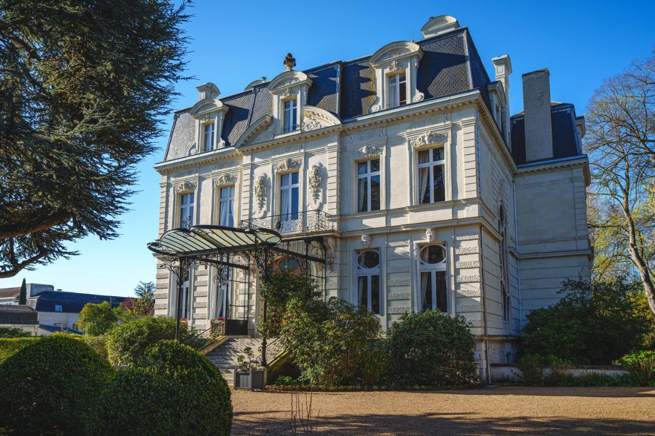 Chateau La Comtesse De Loire & Spa Saumur Exterior photo